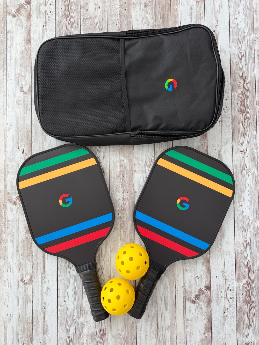 Brand New Google Pickleball Set Travel Pouch 'G' Logo 2 Balls 2 Paddles